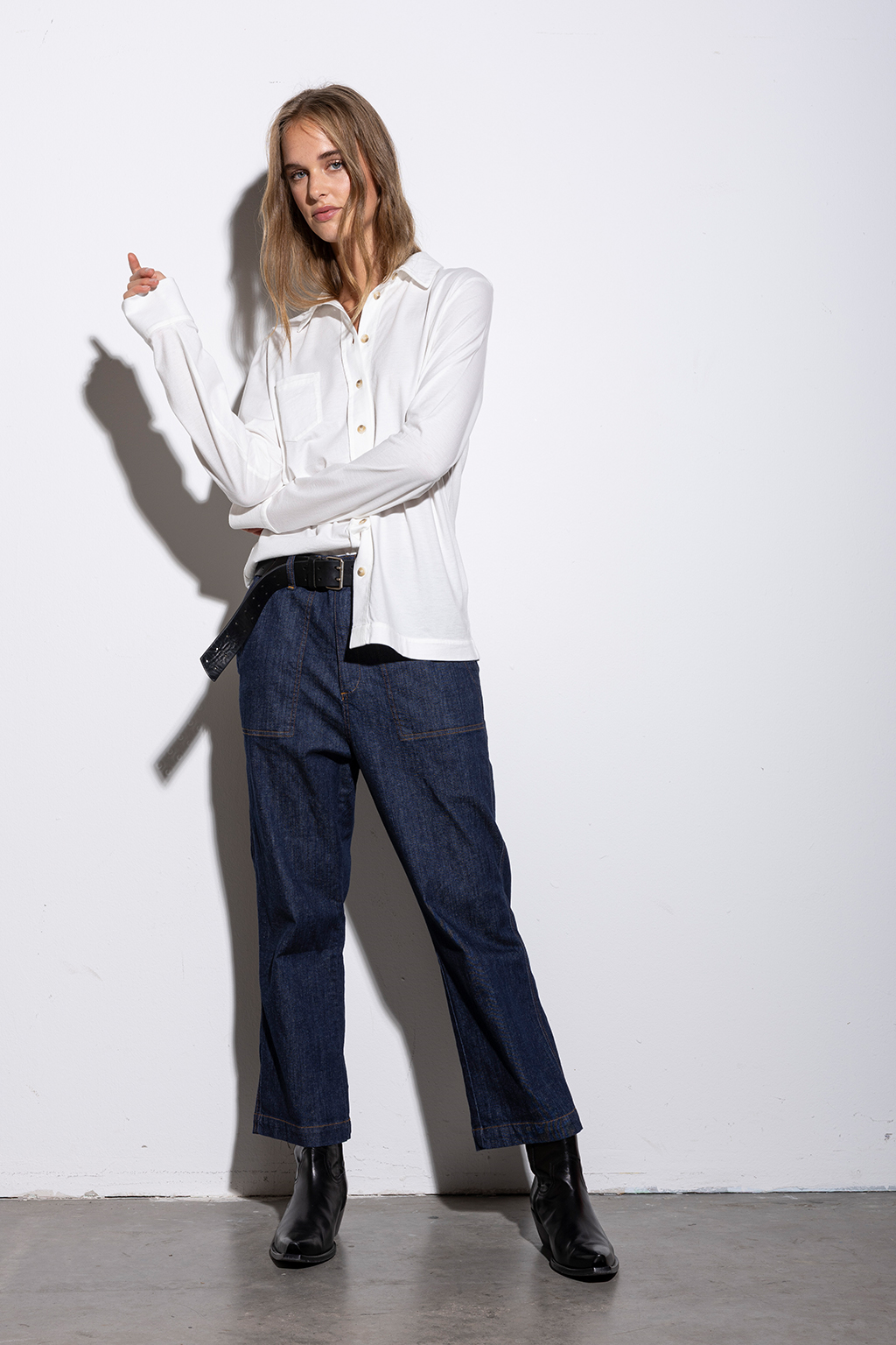 #farben_off-white
