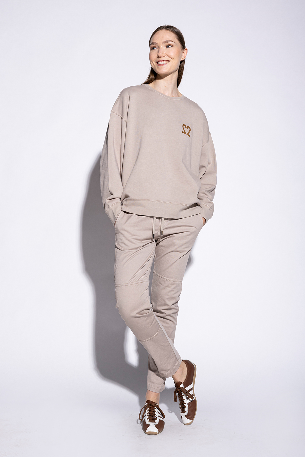 #farben_taupe