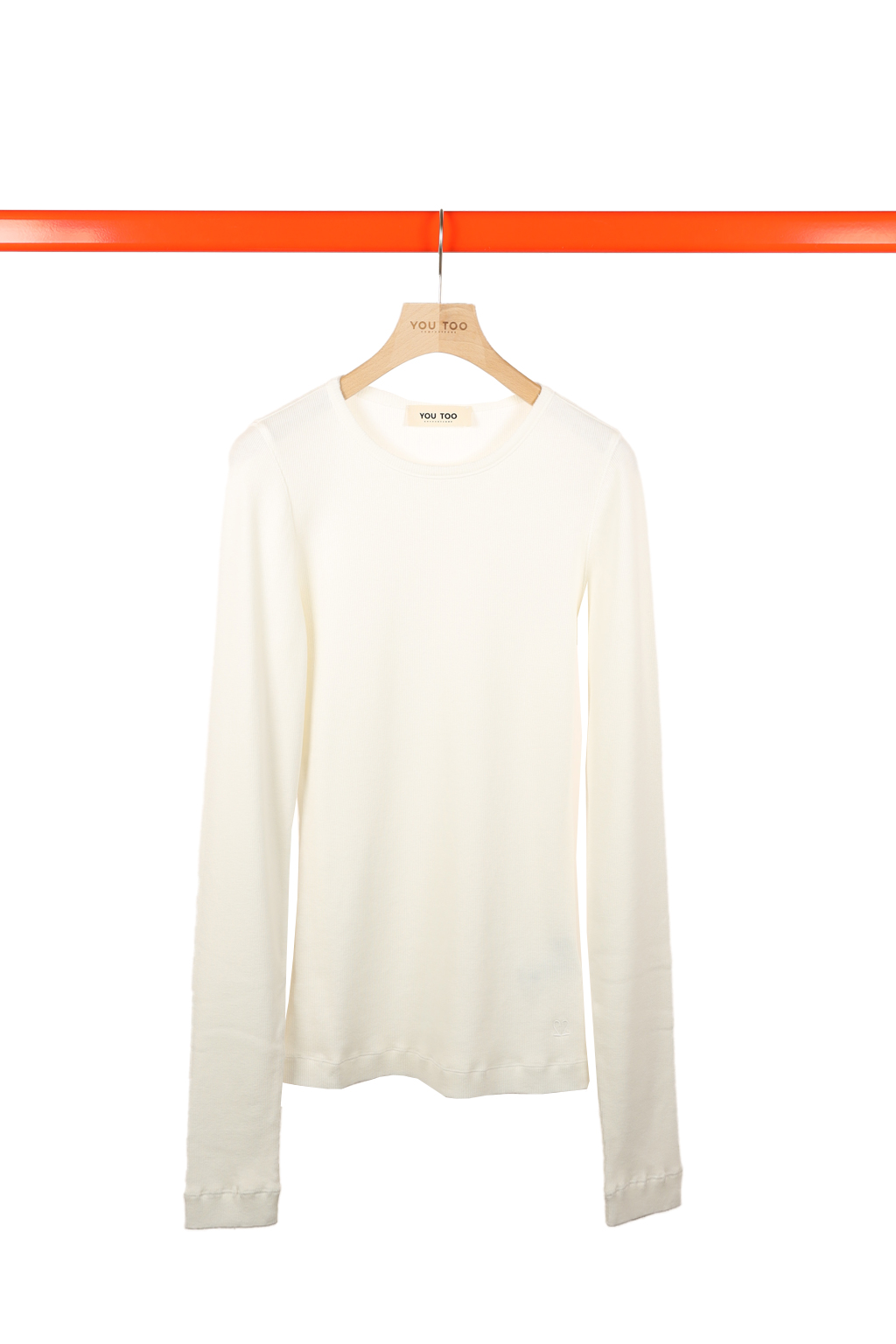 #farben_off-white